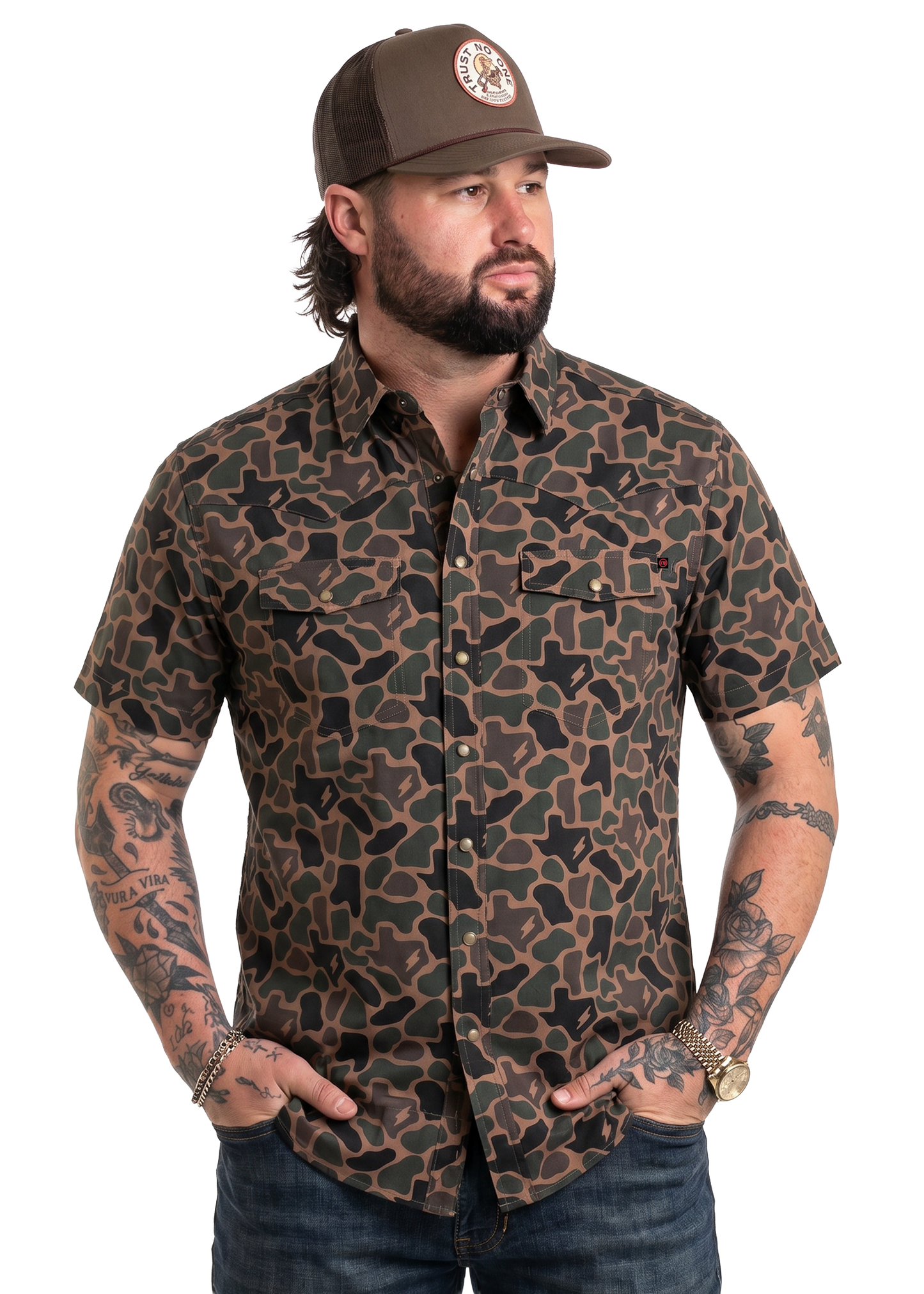 Koe Wetzel wearing a camouflage shirt and cap on a white background