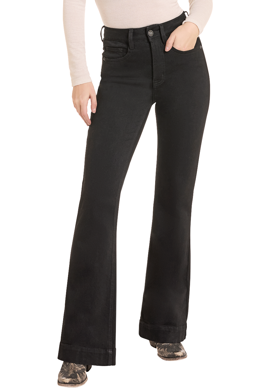 Woman wearing black trouser jeans. 