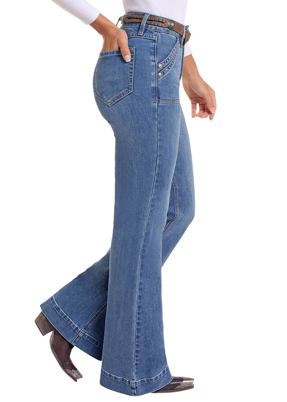 Side view of a woman in carpenter pocket trouser jeans. 