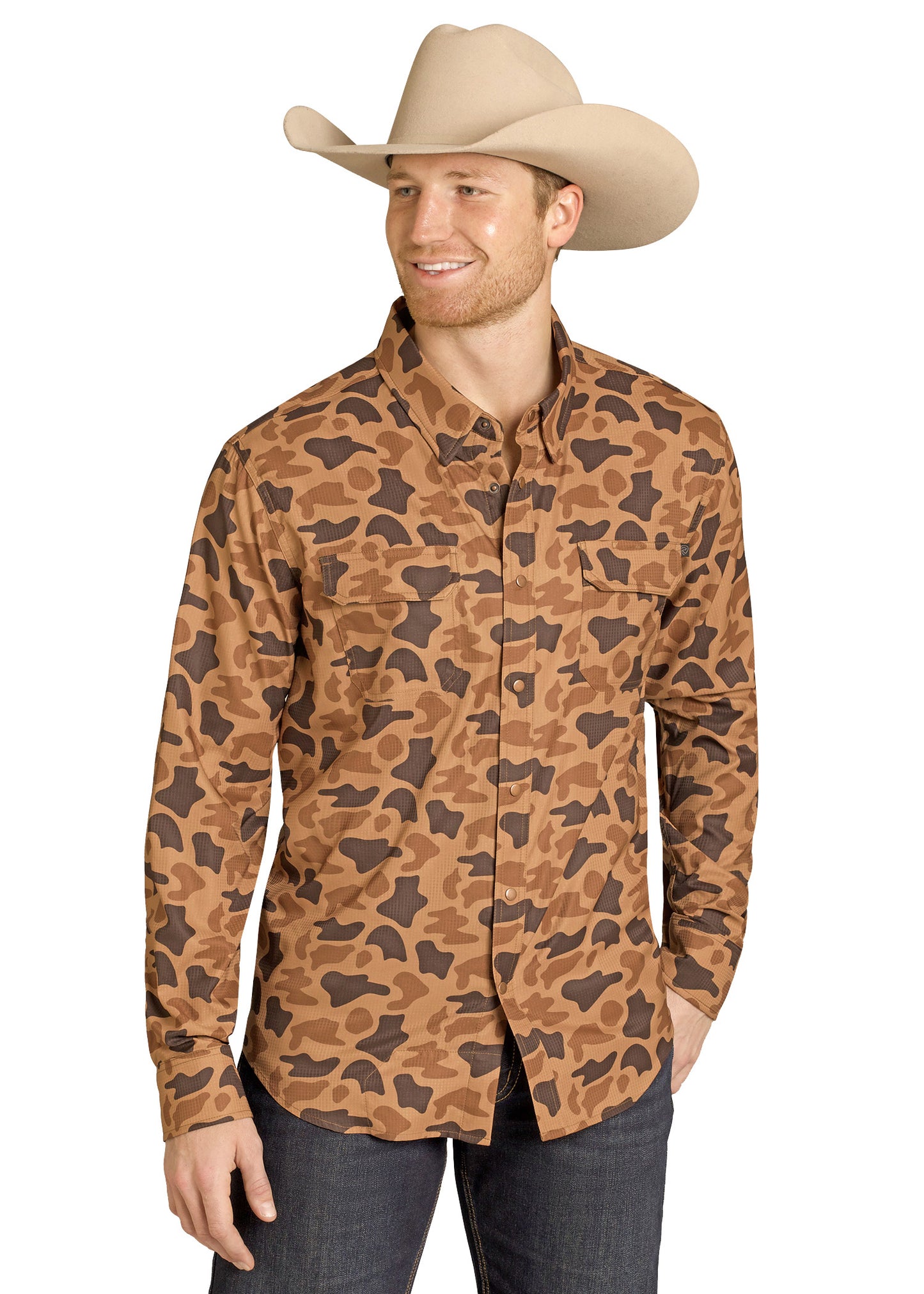 Man wearing a brown camouflage shirt and beige cowboy hat on a white background